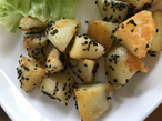 外はカリッと中はほくほくゴマ塩ポテト をつくったよ！