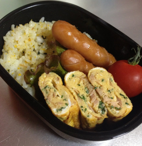 ツナと青紫蘇の卵焼き弁当